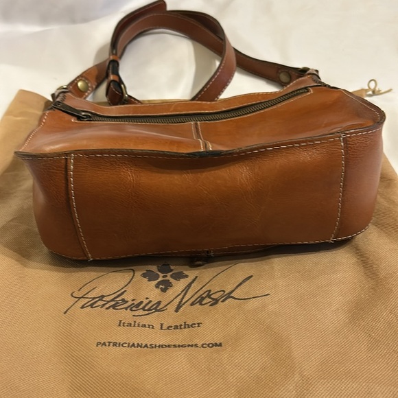 Patricia Nash Italian Leather Purse - Picture 3 of 6